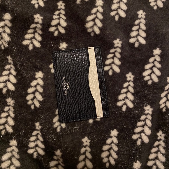 Coach Card holder - Picture 1 of 4